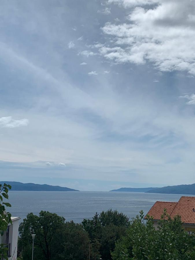 Deluxe Apartment Dora With A Private Parking, Terrace And See View Rijeka Bagian luar foto