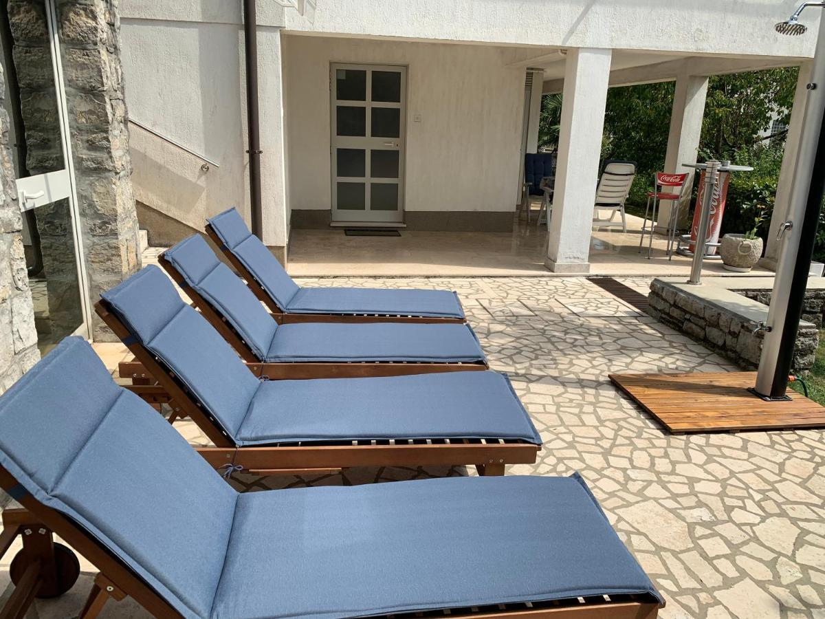 Deluxe Apartment Dora With A Private Parking, Terrace And See View Rijeka Bagian luar foto