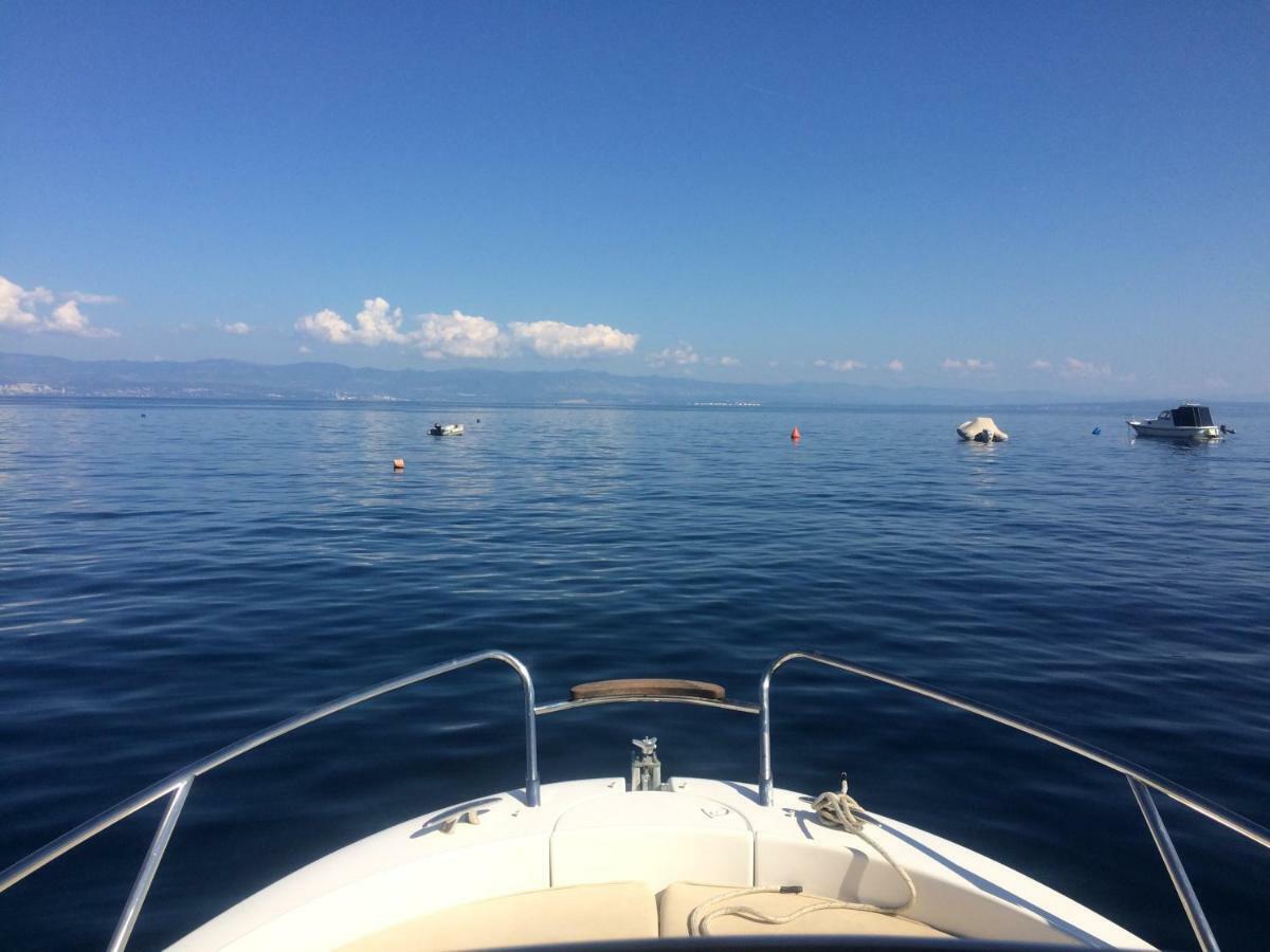 Deluxe Apartment Dora With A Private Parking, Terrace And See View Rijeka Bagian luar foto