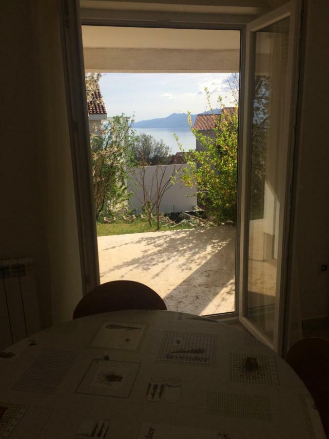 Deluxe Apartment Dora With A Private Parking, Terrace And See View Rijeka Bagian luar foto