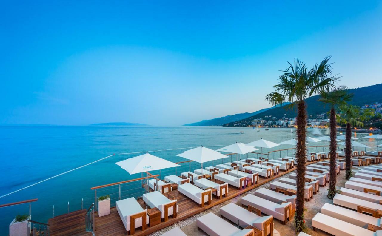 Deluxe Apartment Dora With A Private Parking, Terrace And See View Rijeka Bagian luar foto